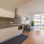 Loft - Side Sea Views - Aircon & Wifi *